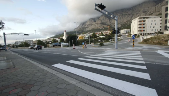Vozači oprez:  10. rujna se puštaju u rad semafori kod zgrada POS-a