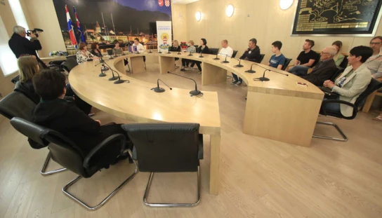 Objavljen javni poziv za dodjelu nagrade za volontere ,,Sanja Puharić'' 2024.