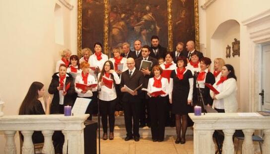 Suradnja Gradskog zbora Sinj i  Mješovitog zbora HKD 'Napredak': Maškaradni koncert 2. veljače u hotelu Park