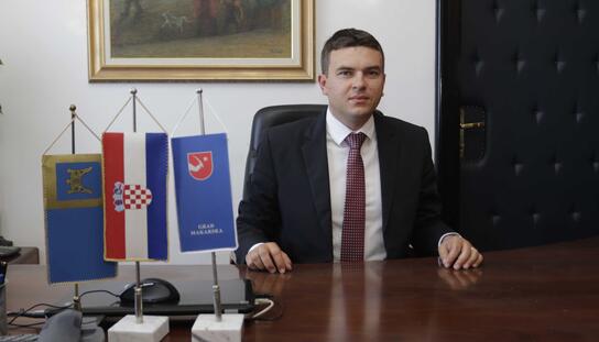Čestitka gradonačelnika Jure Brkana povodom Svjetskog dana učitelja