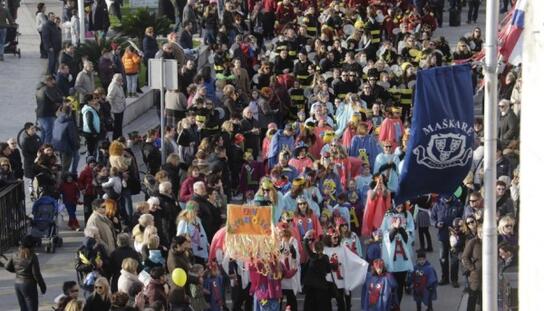 Dječje maškare: U tradicionalnoj povorci sudjelovalo oko 1200 mališana