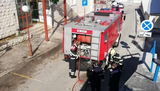 Stožer civilne zaštite Grada Makarske: Izdano 170 propusnica, dezinficirane javne površine