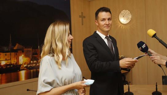 Prvi media brifing na temu otvorenih gradilišta, uvođenja digitalnog bankarstva i testiranja na COVID-19