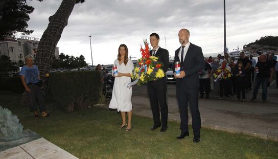 Makarska obilježila Dan pobjede i domovinske zahvalnosti i Dan hrvatskih branitelja