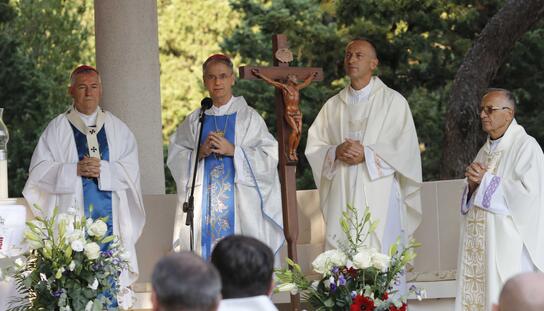 Koaadjutor mons. Dražen Kutleša predvodio slavlje Male gospe u svetištu Vepric