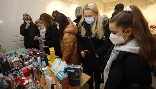 Zbog velikog interesa repriza božićnog #shareboxmakarska buvljaka 30. prosinca