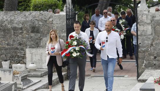 Polaganjem vijenaca započeo program obilježavanja Dana državnosti Republike Hrvatske